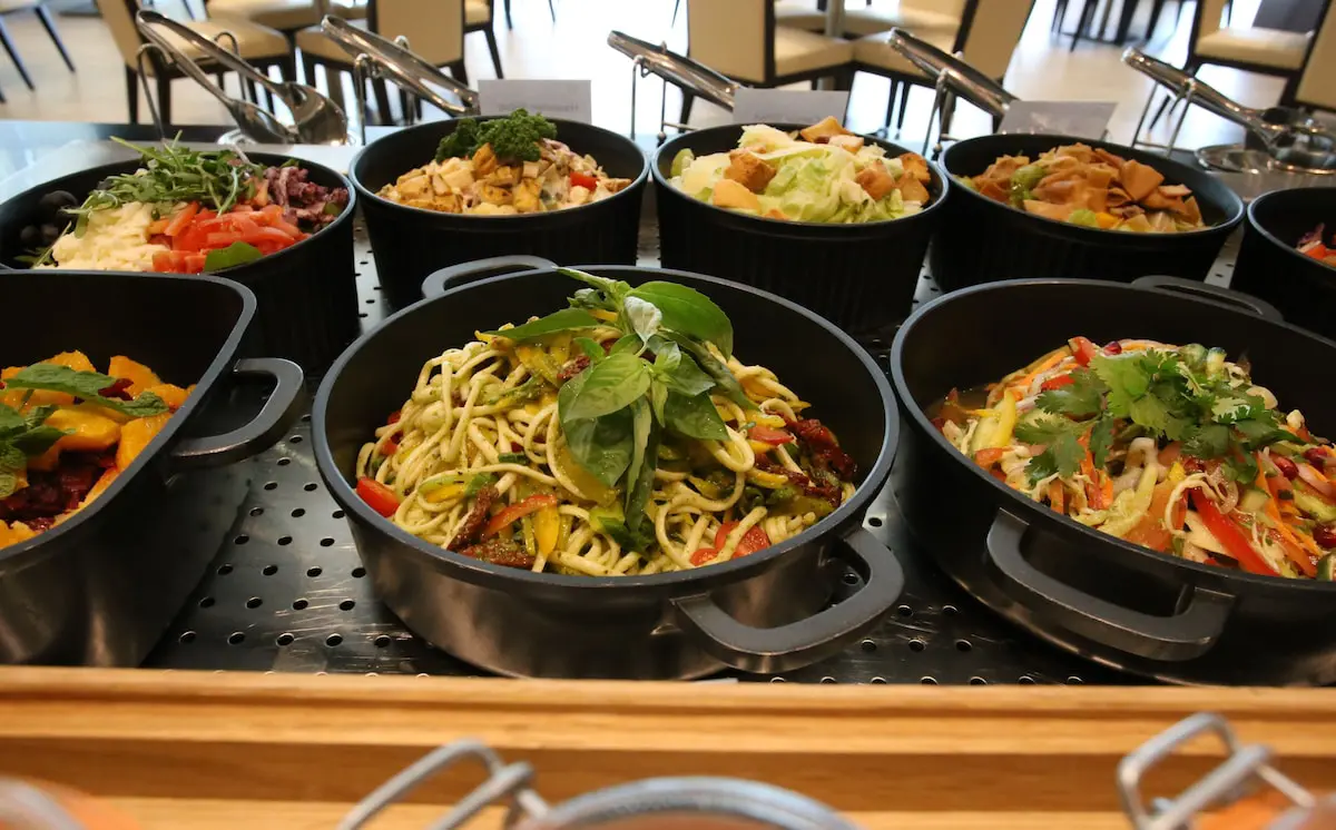 غذا در هتل متروپلیتن دبی